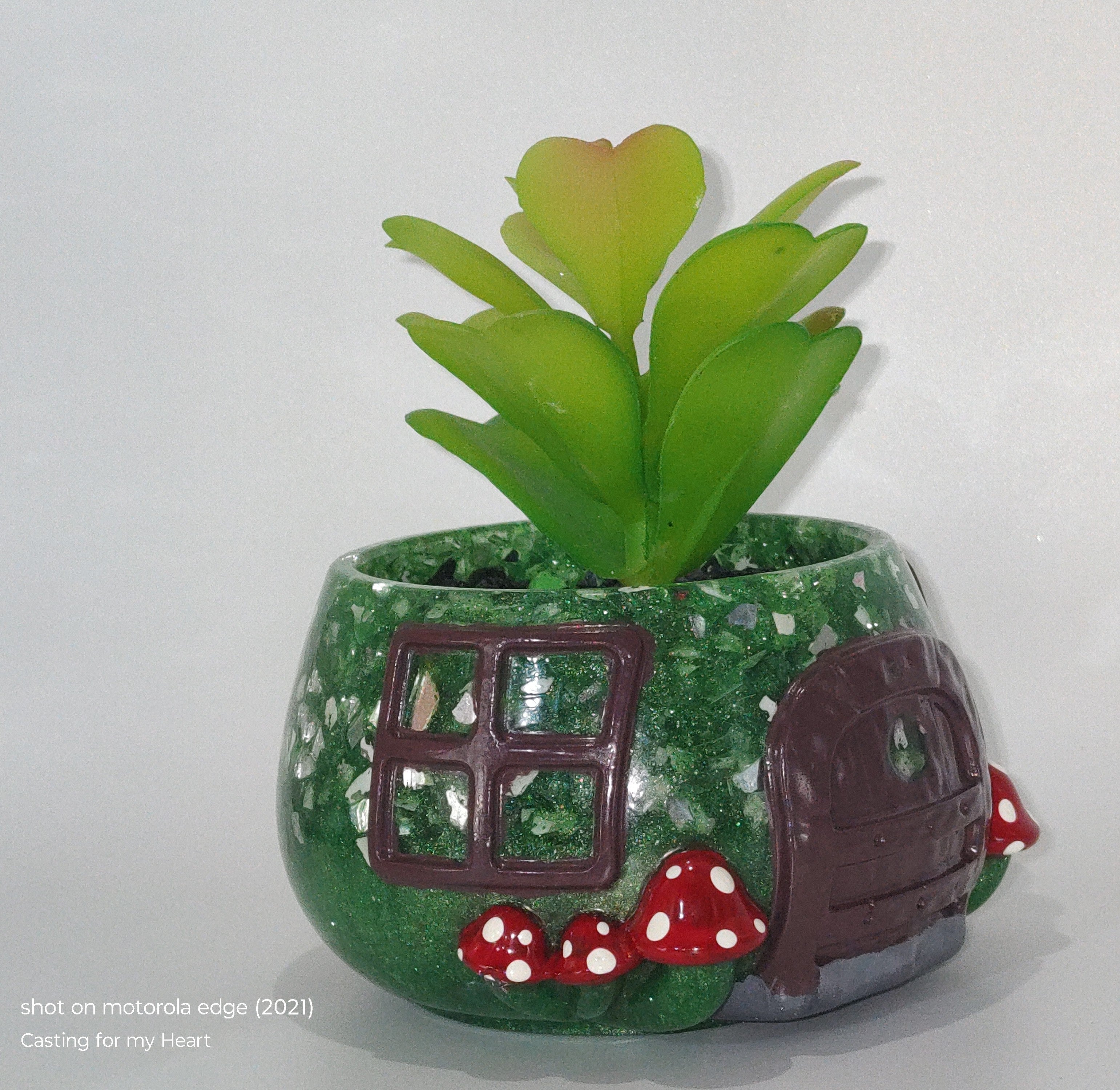 Mushroom Cottage Planter